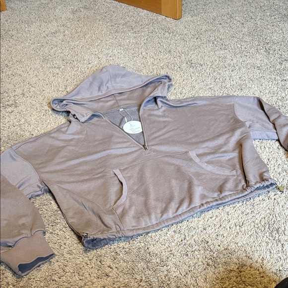 Brown Hooded Pullover with Pockets - Picture 4 of 6